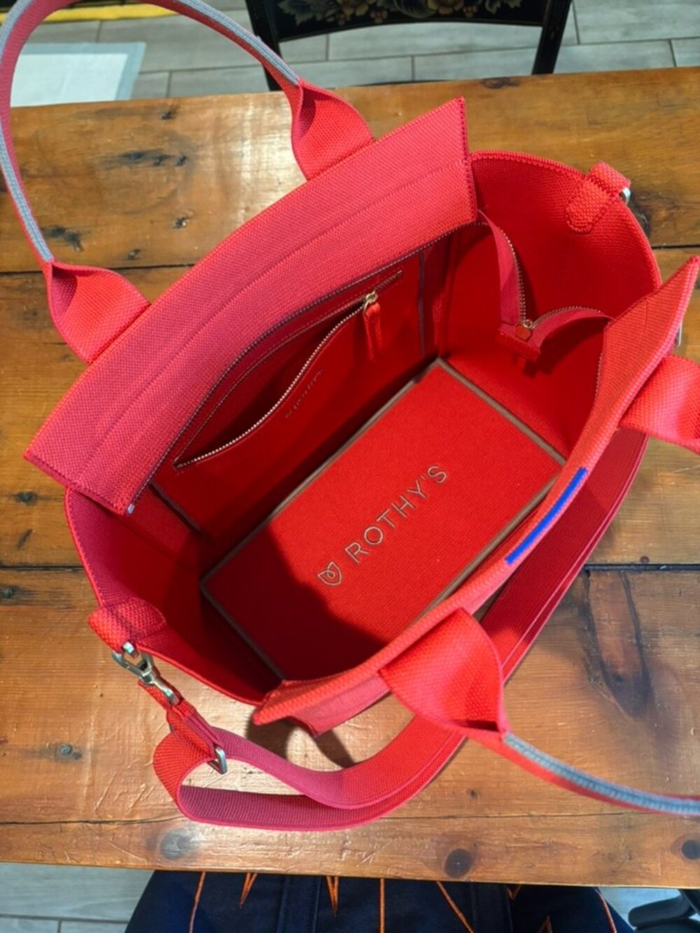 Rothy's The Handbag in Poppy - Discontinued - - Picture 5 of 6